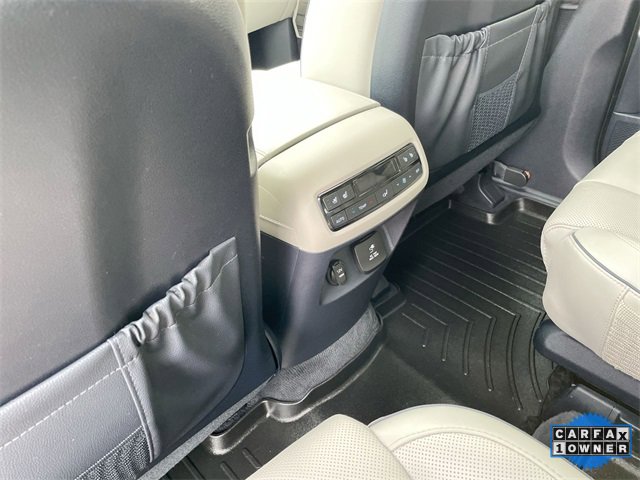 Used 2024 Hyundai Palisade Calligraphy image 25