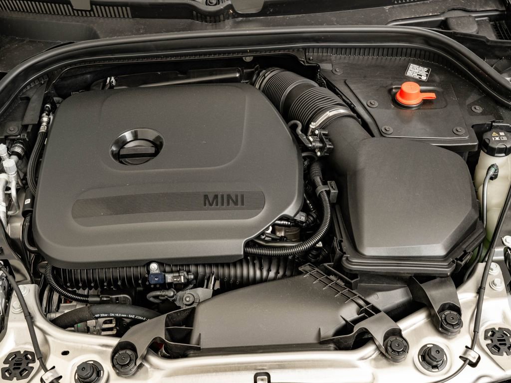 New 2026 MINI Cooper 2-Door Hardtop FWD image 43