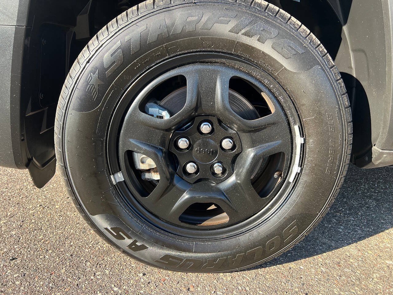 Used 2021 Jeep Renegade Sport AWD/4WD image 18