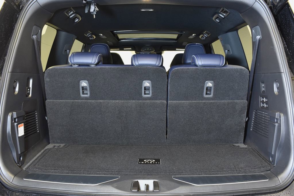 Used 2026 INFINITI QX80 4WD w/ Sport Exterior Package image 28