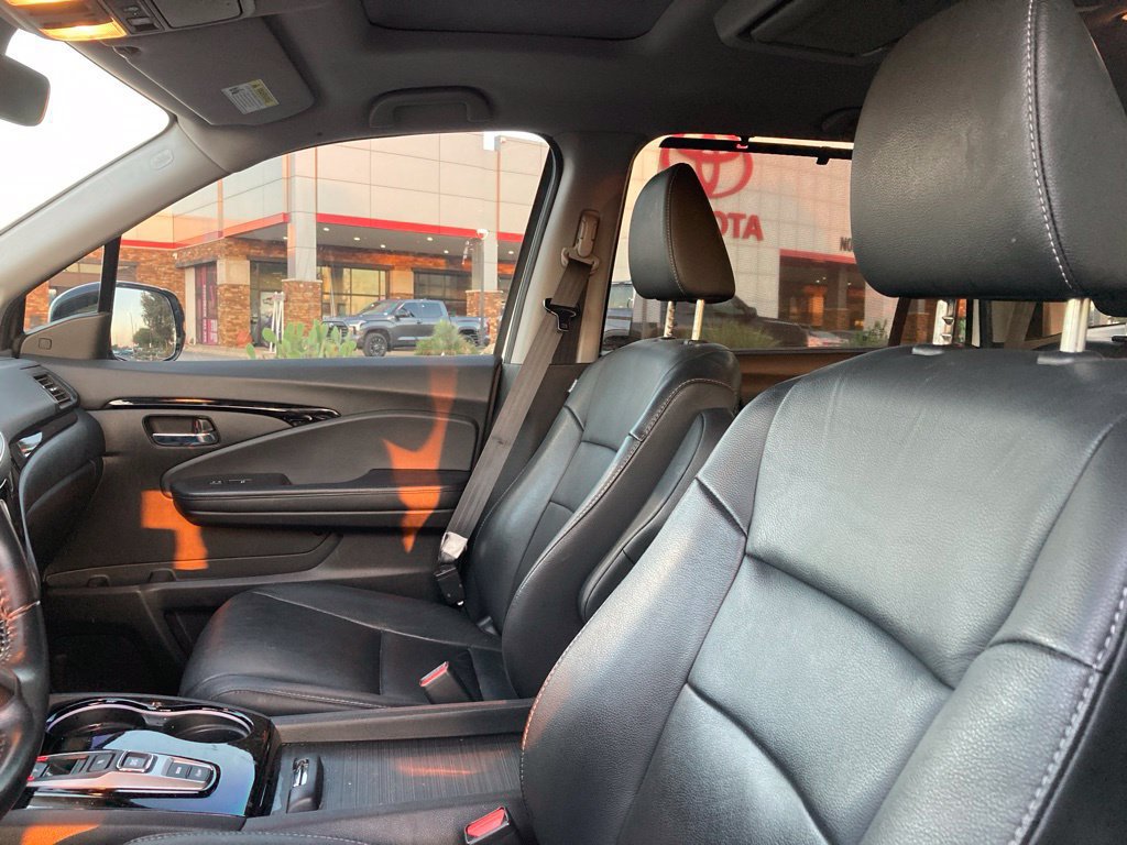 Used 2021 Honda Pilot Touring image 9