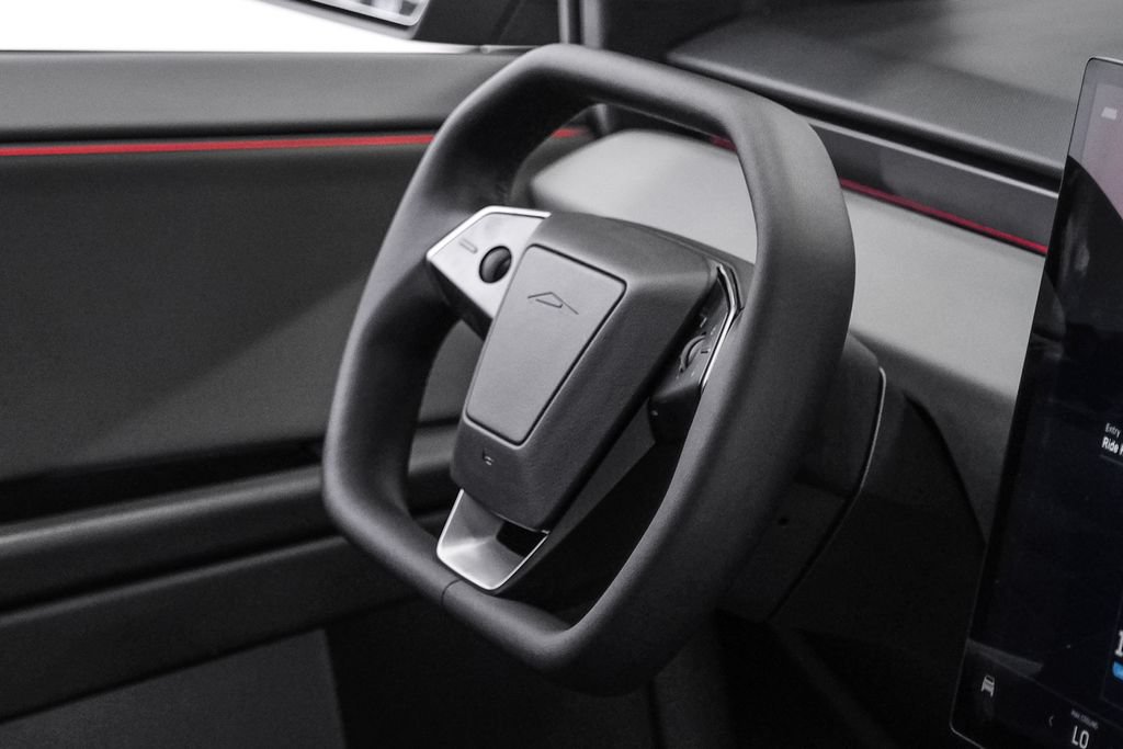 Used 2024 Tesla Cybertruck AWD Crew Cab image 15