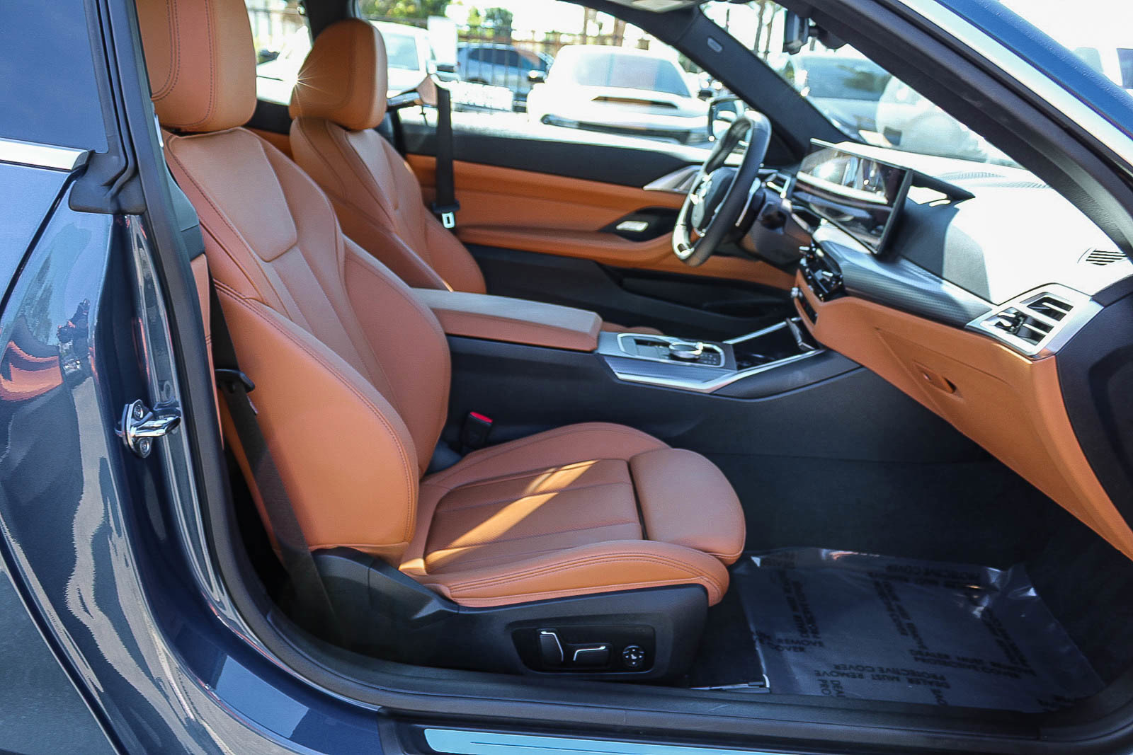 Certified 2025 BMW 430i Coupe w/ Convenience Package image 16