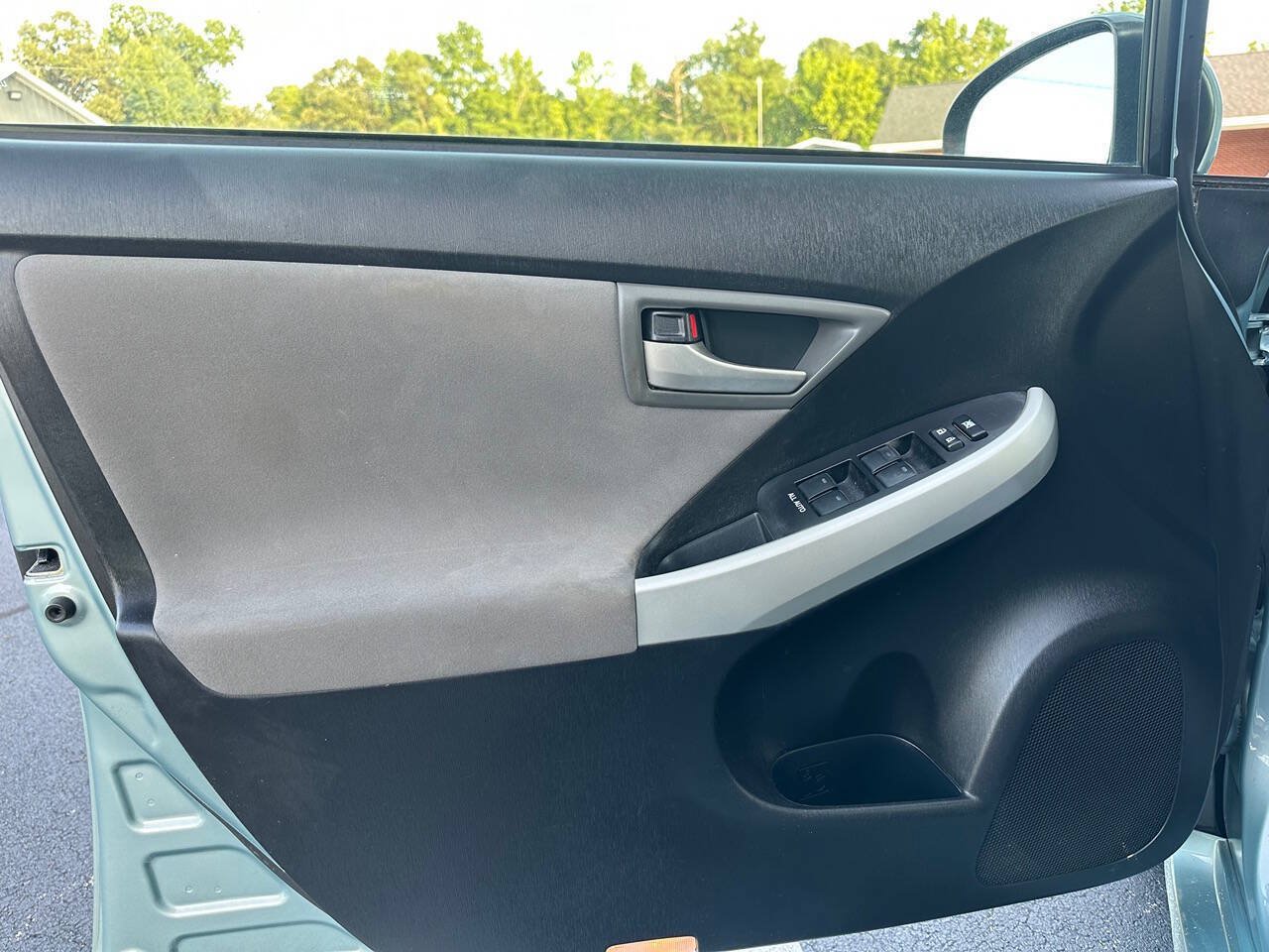 Used 2012 Toyota Prius Two FWD image 13