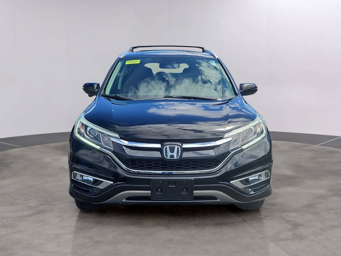 Used 2015 Honda CR-V Touring image 2