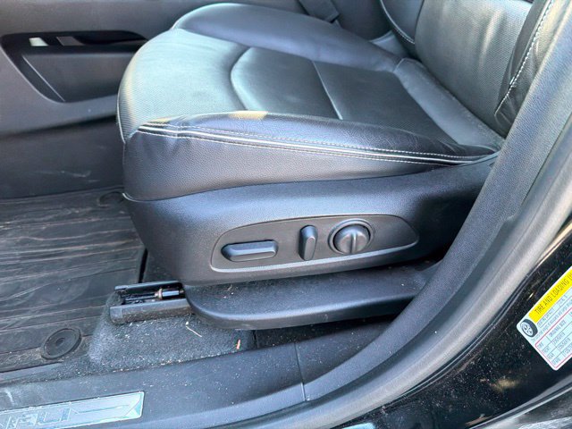 Used 2018 GMC Terrain Denali w/ Comfort Package AWD/4WD image 36