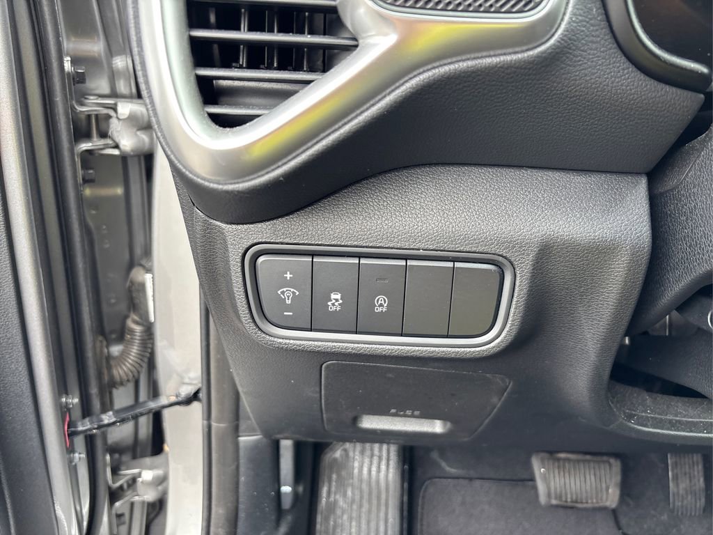 Certified 2023 Kia Soul LX w/ LX Technology Package image 31