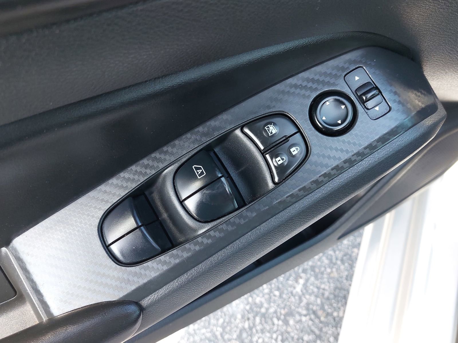 Used 2024 Nissan Altima 2.5 S image 26