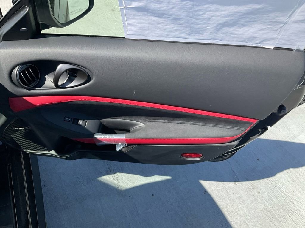 New 2025 Nissan Z Performance w/ Floor Mat Package image 28