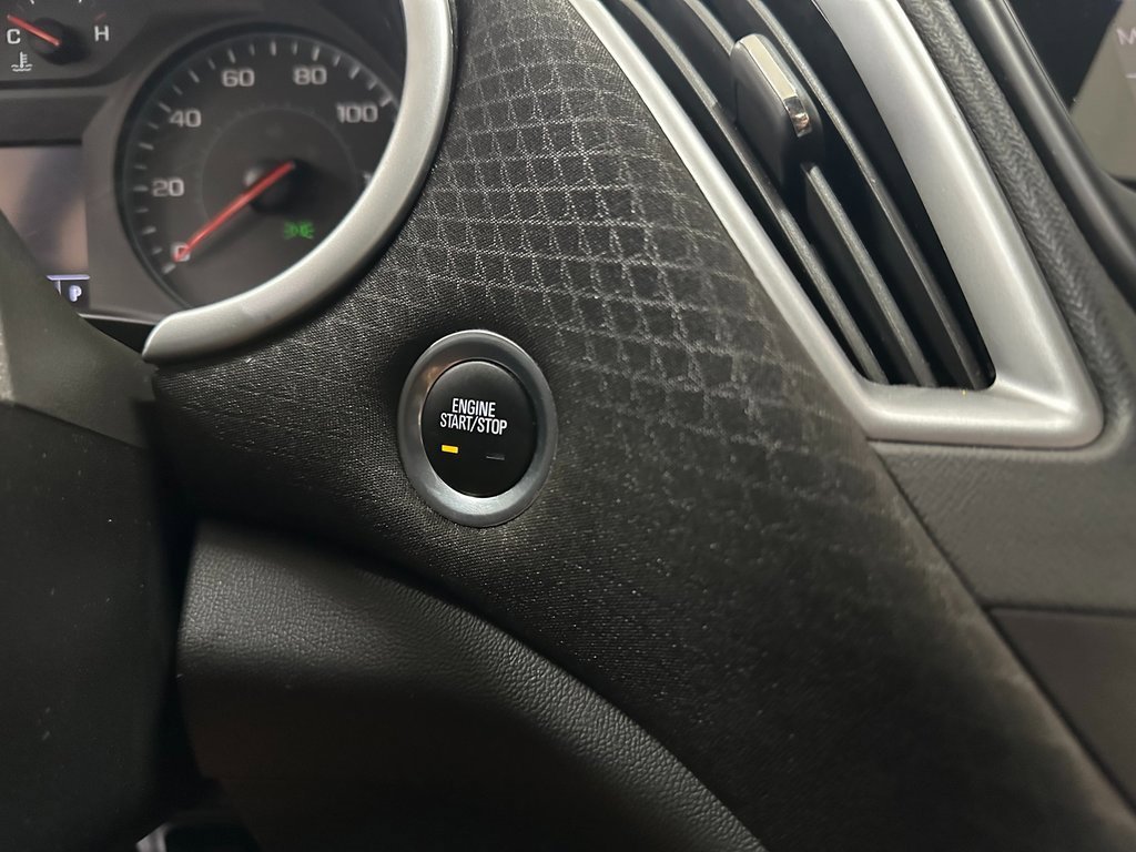 Used 2023 Chevrolet Malibu LT image 19