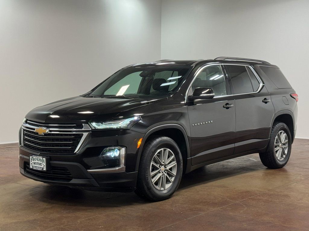 Used 2023 Chevrolet Traverse LT image 32