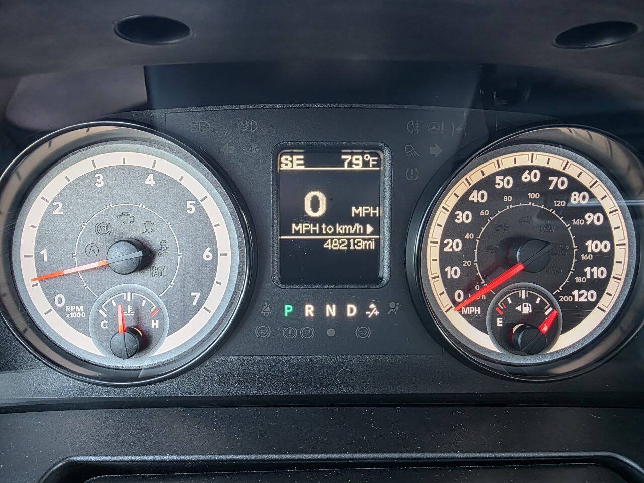 Used 2018 RAM 1500 Classic SLT AWD/4WD image 15