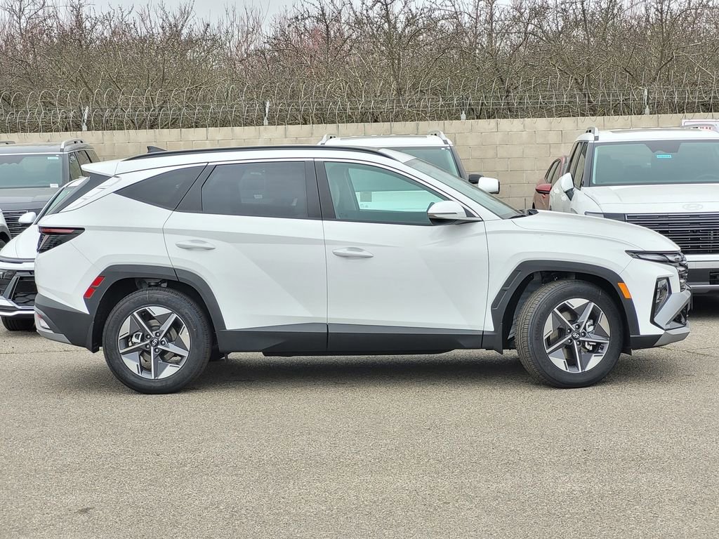 New 2026 Hyundai Tucson SEL image 3