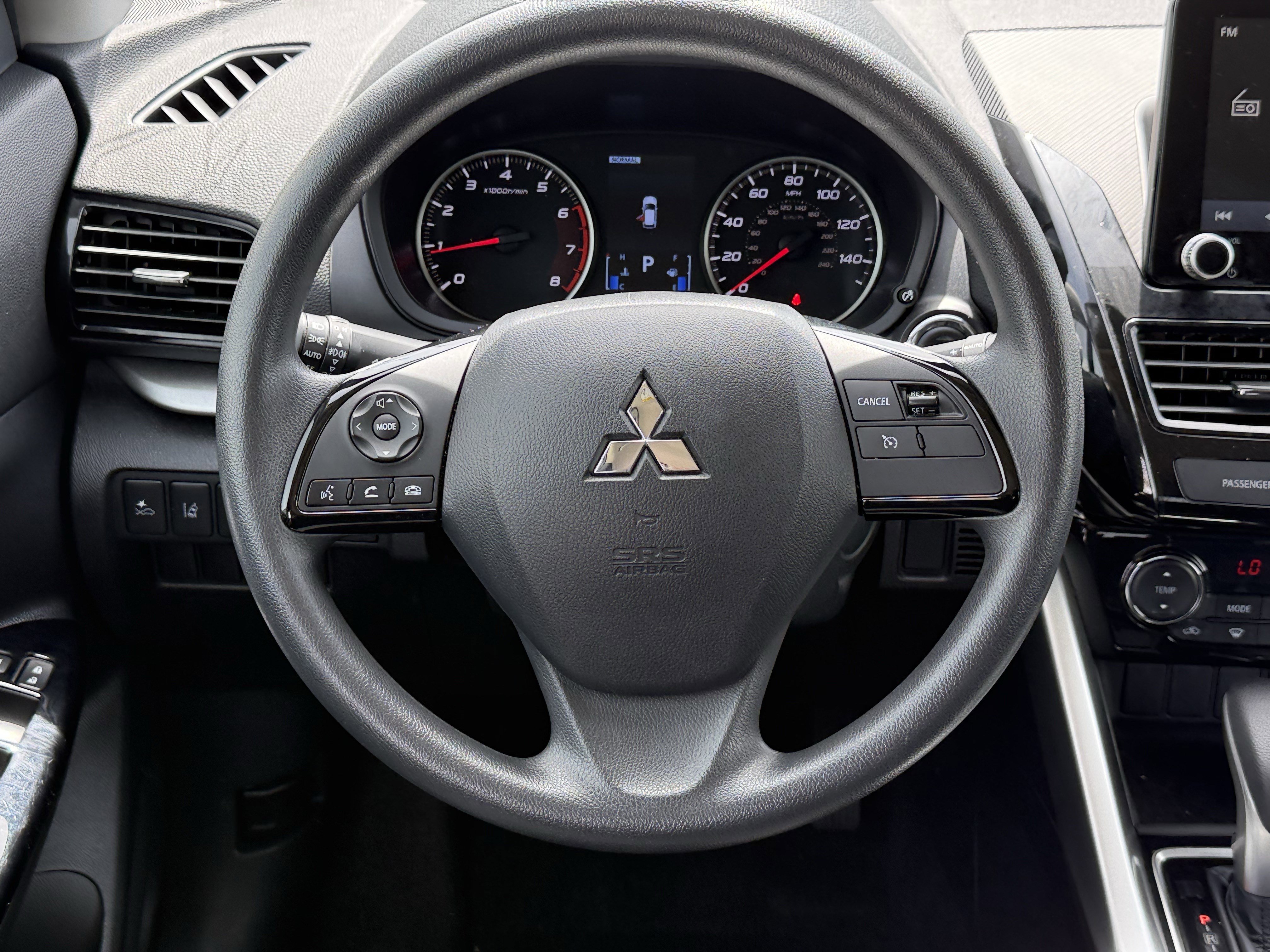 Used 2024 Mitsubishi Eclipse Cross LE image 15