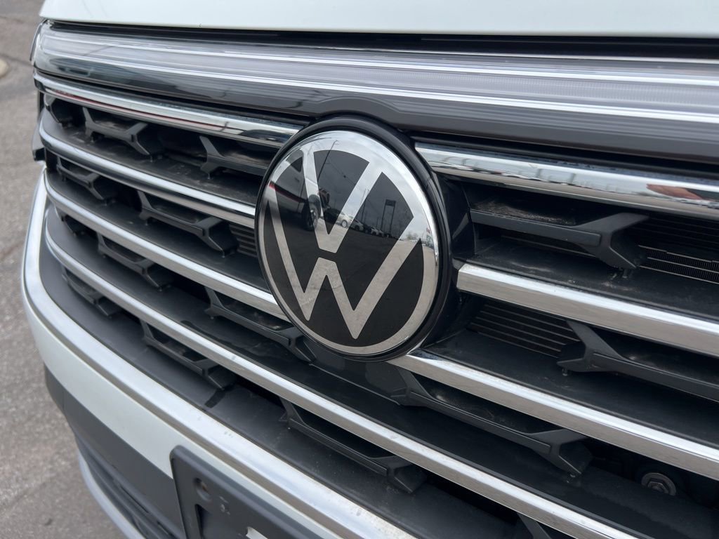 Used 2024 Volkswagen Atlas SE image 11