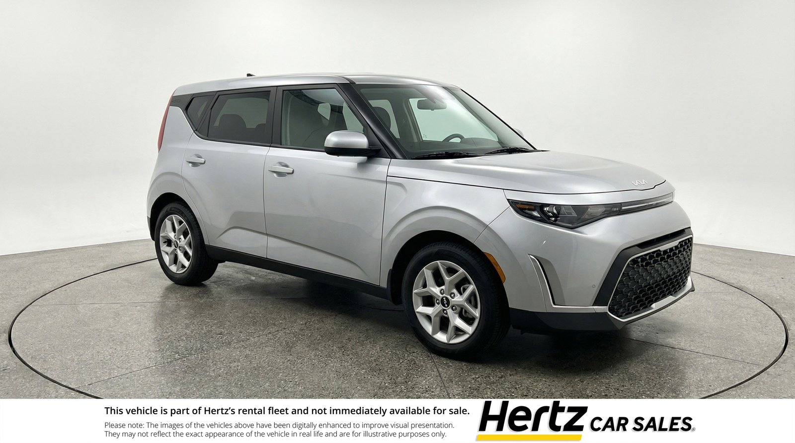 Used 2025 Kia Soul LX w/ LX Technology Package FWD image 1