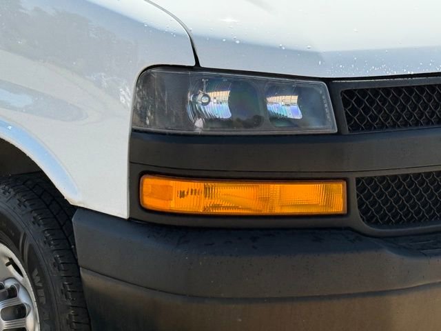 Used 2021 Chevrolet Express 2500 w/ Driver Convenience Package image 11