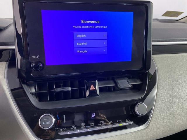 Used 2025 Toyota Corolla LE image 20