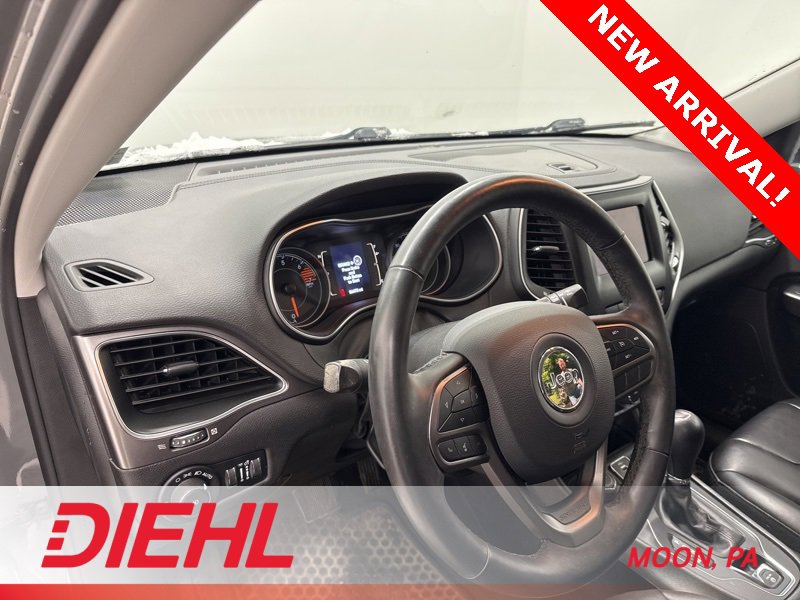 Used 2019 Jeep Cherokee Latitude Plus w/ Cold Weather Group image 17