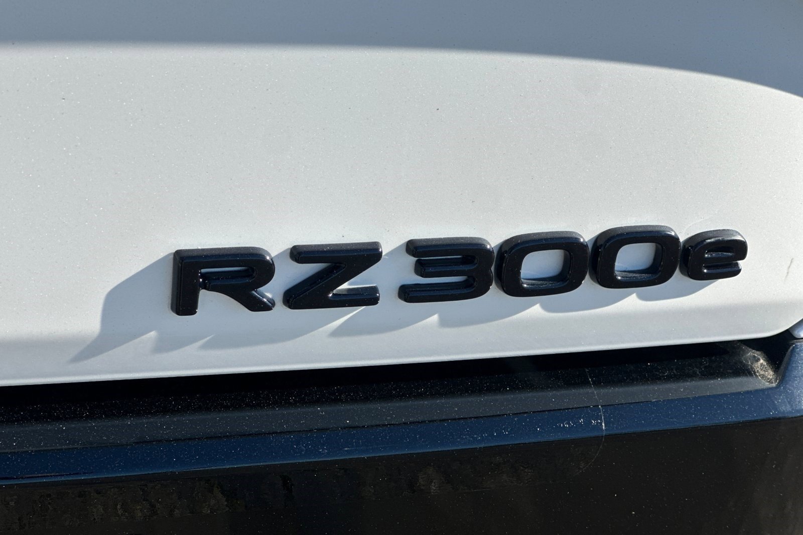 Certified 2025 Lexus RZ 300e 300e Premium w/ Accessory Package (2T) image 38