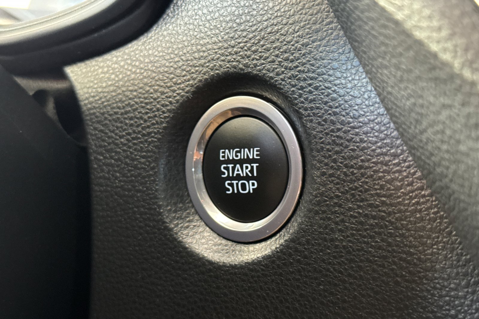 Certified 2024 Toyota Corolla SE w/ SE Premium Package FWD image 19