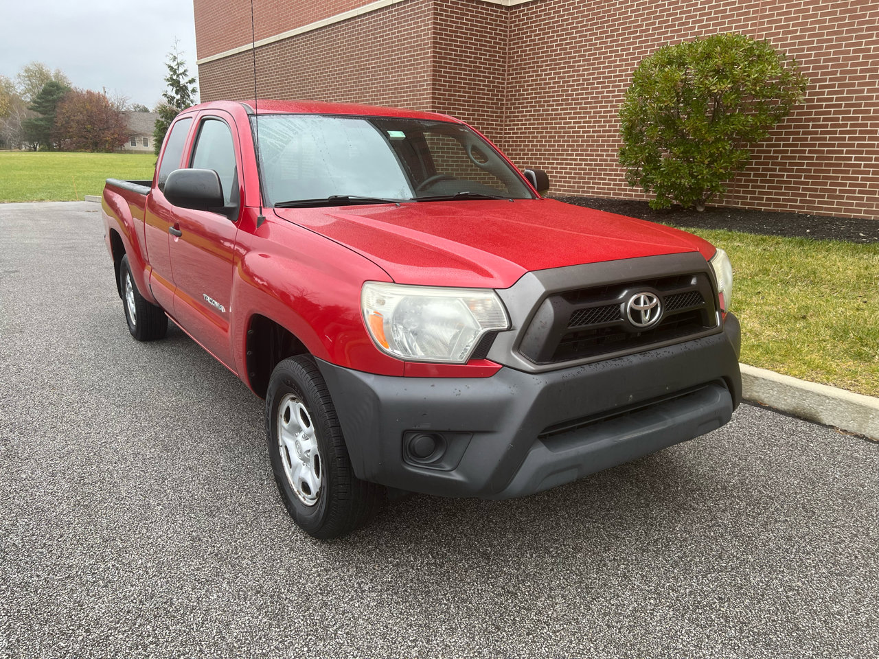 Used 2013 Toyota Tacoma 2WD Access Cab image 16