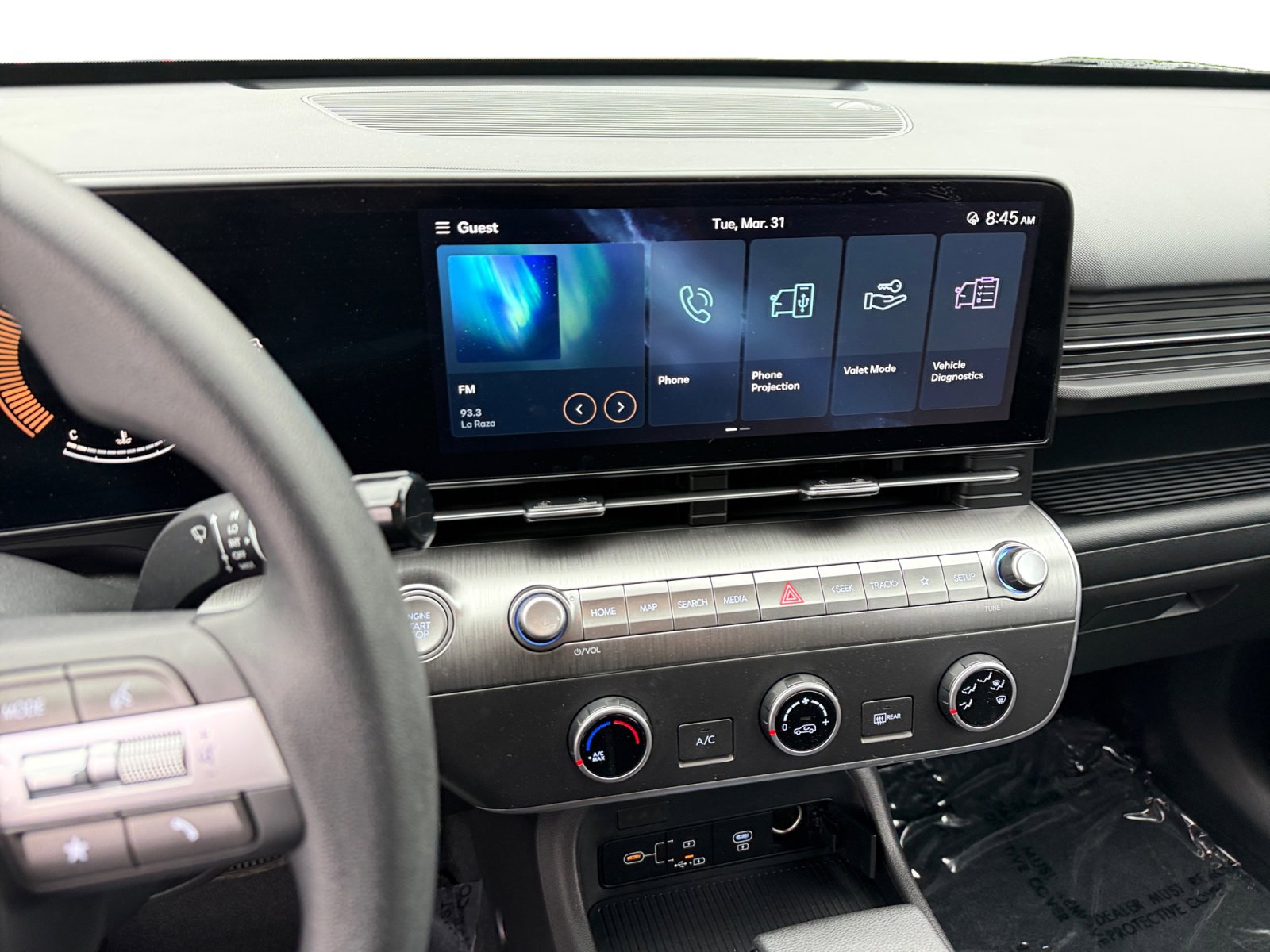 Certified 2025 Hyundai Kona SE image 12