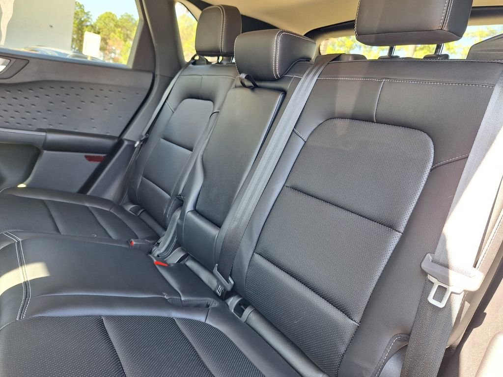 Used 2020 Ford Escape SEL image 24