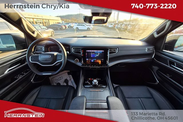 Used 2024 Jeep Wagoneer L Series II w/ Flexible Seating Group image 6