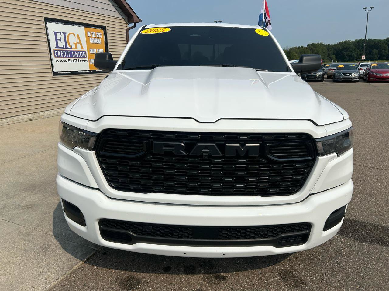Used 2025 RAM 1500 Tradesman AWD/4WD image 2