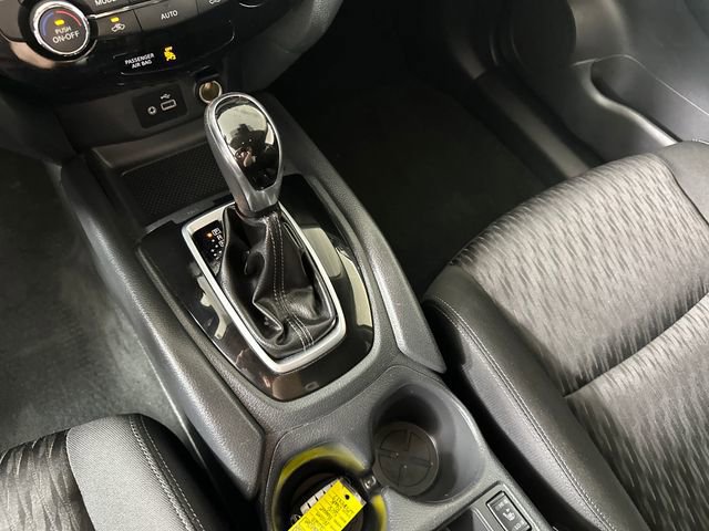 Used 2020 Nissan Rogue SV AWD/4WD image 20