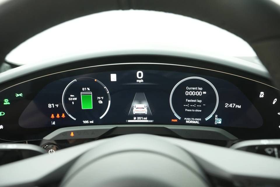 New 2026 Porsche Taycan GTS AWD/4WD image 14