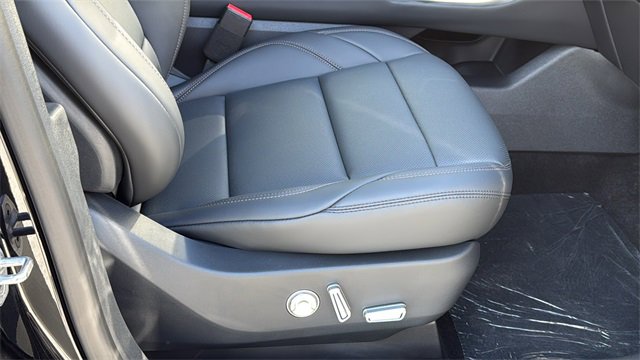 New 2026 Lincoln Nautilus Premier image 8