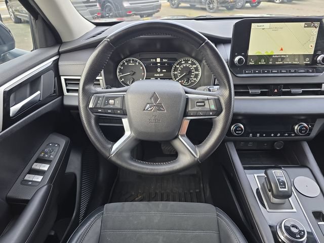 Used 2024 Mitsubishi Outlander SE AWD/4WD image 26