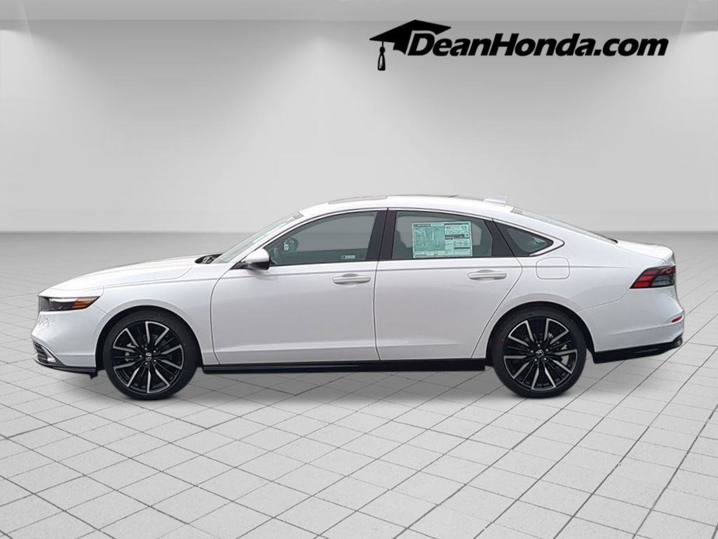 New 2026 Honda Accord Touring image 2