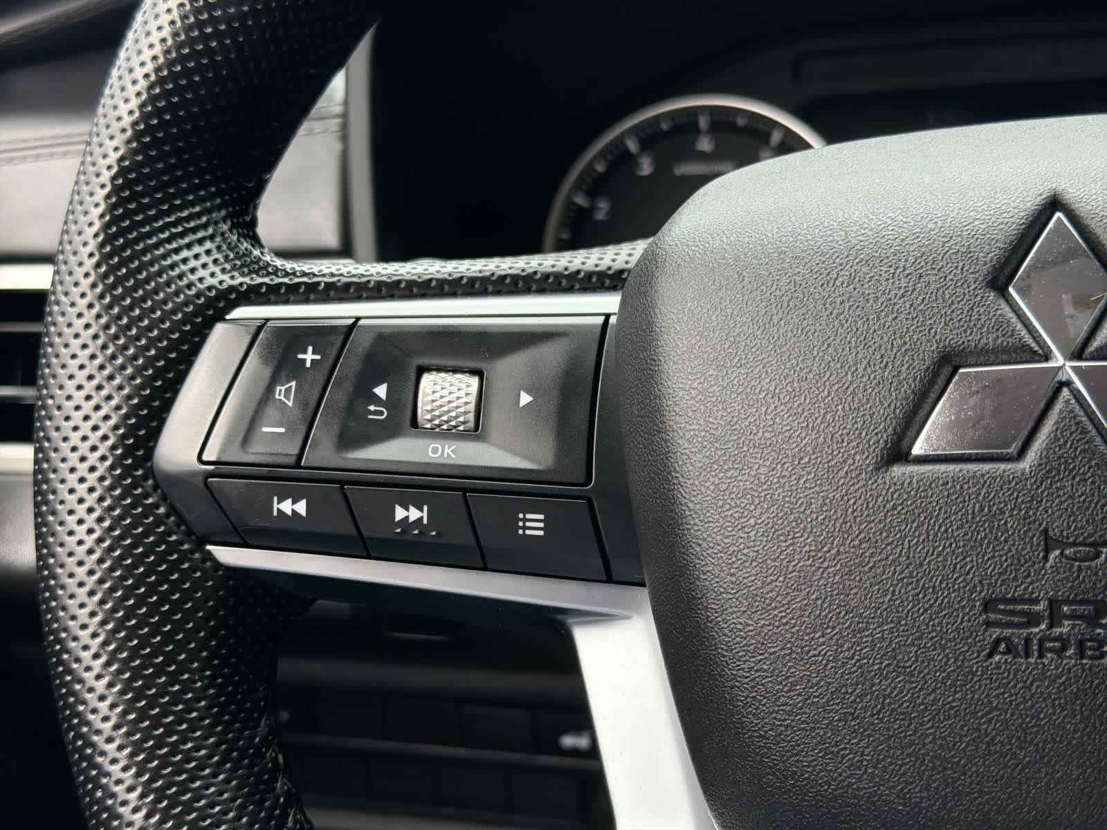 Used 2022 Mitsubishi Outlander SE AWD/4WD image 24