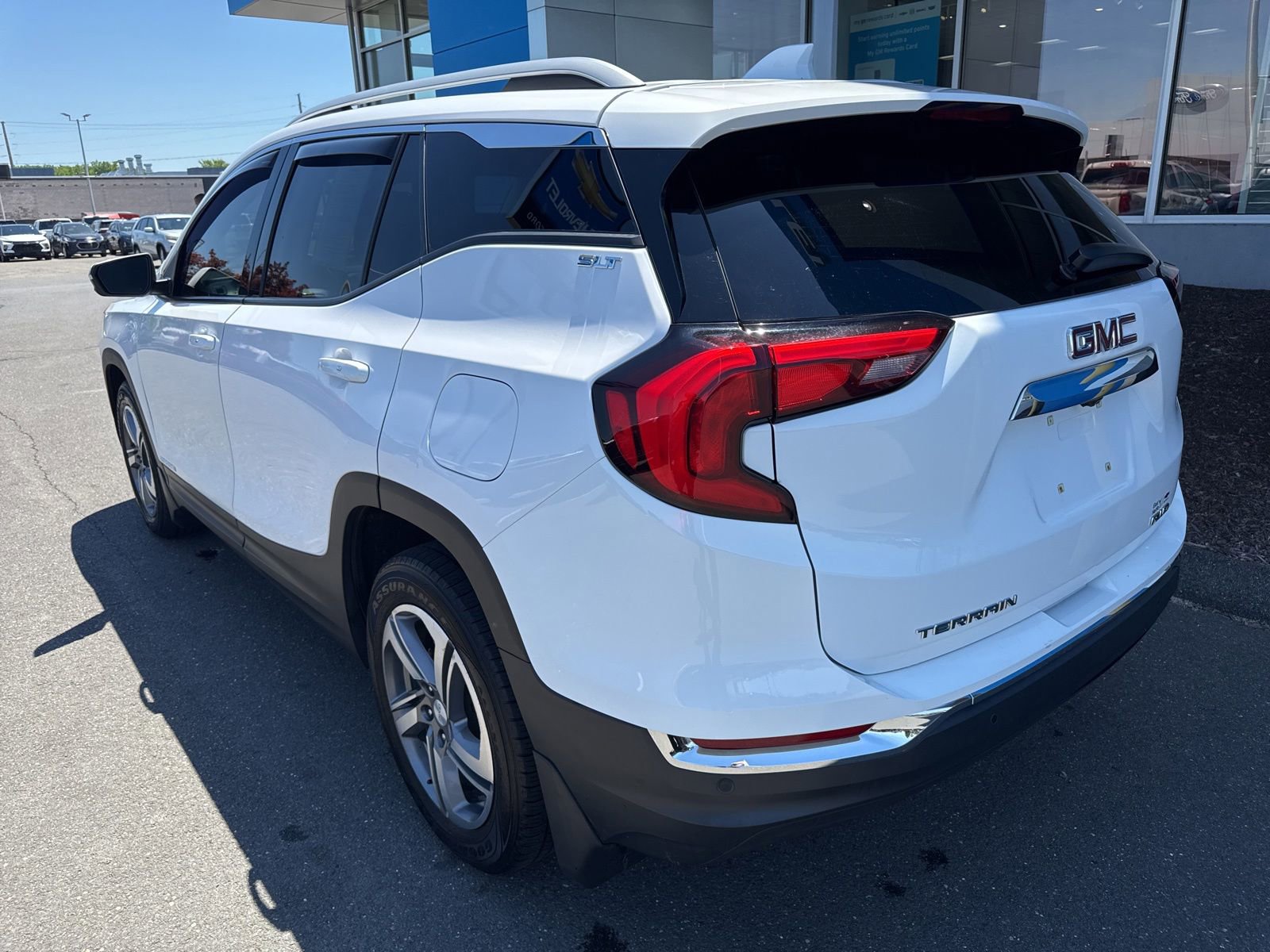 Used 2021 GMC Terrain SLT w/ Infotainment Package II AWD/4WD image 8