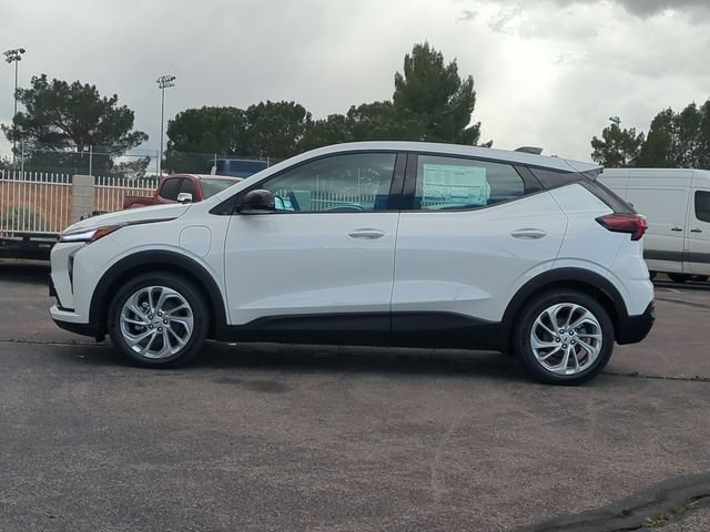 New 2027 Chevrolet Bolt LT w/ Comfort Package FWD image 5