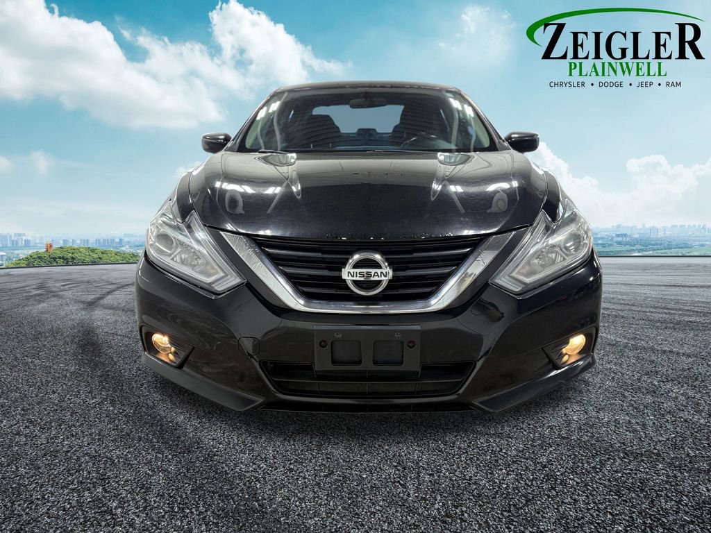 Used 2018 Nissan Altima 2.5 SV image 10