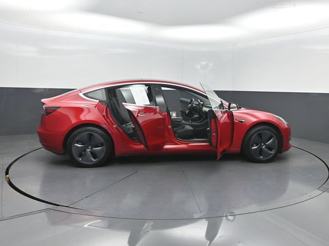Used 2020 Tesla Model 3 Standard Range RWD image 25