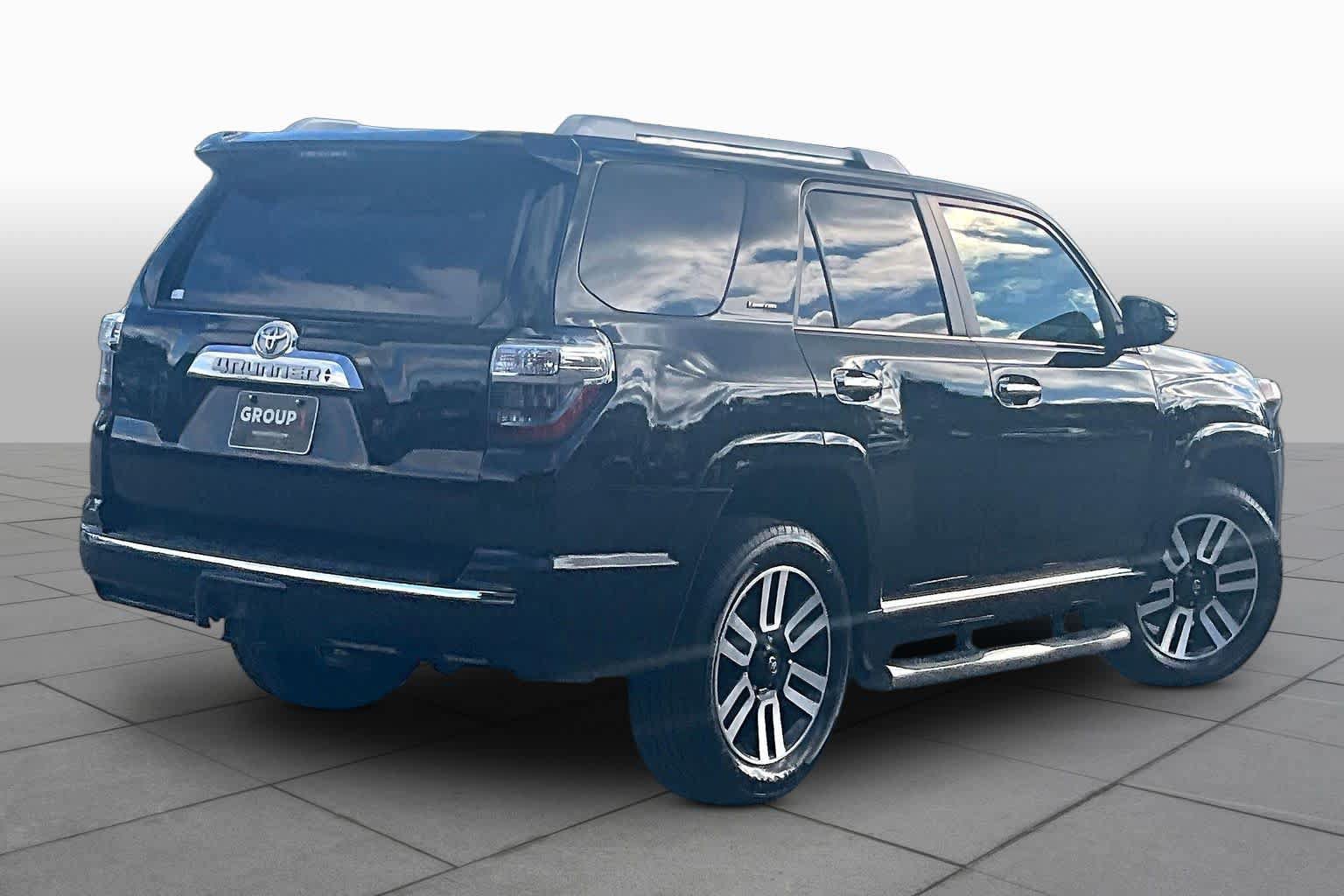 Used 2019 Toyota 4Runner Limited AWD/4WD image 13