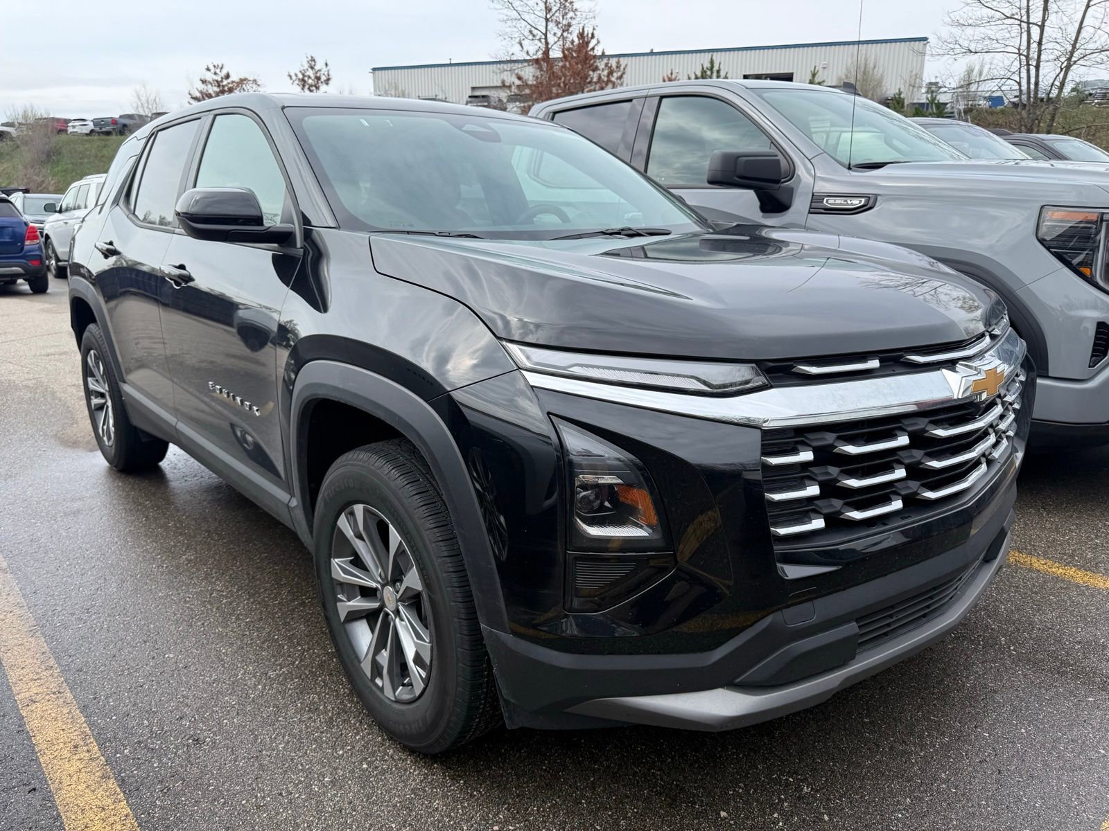 Used 2026 Chevrolet Equinox LT image 1