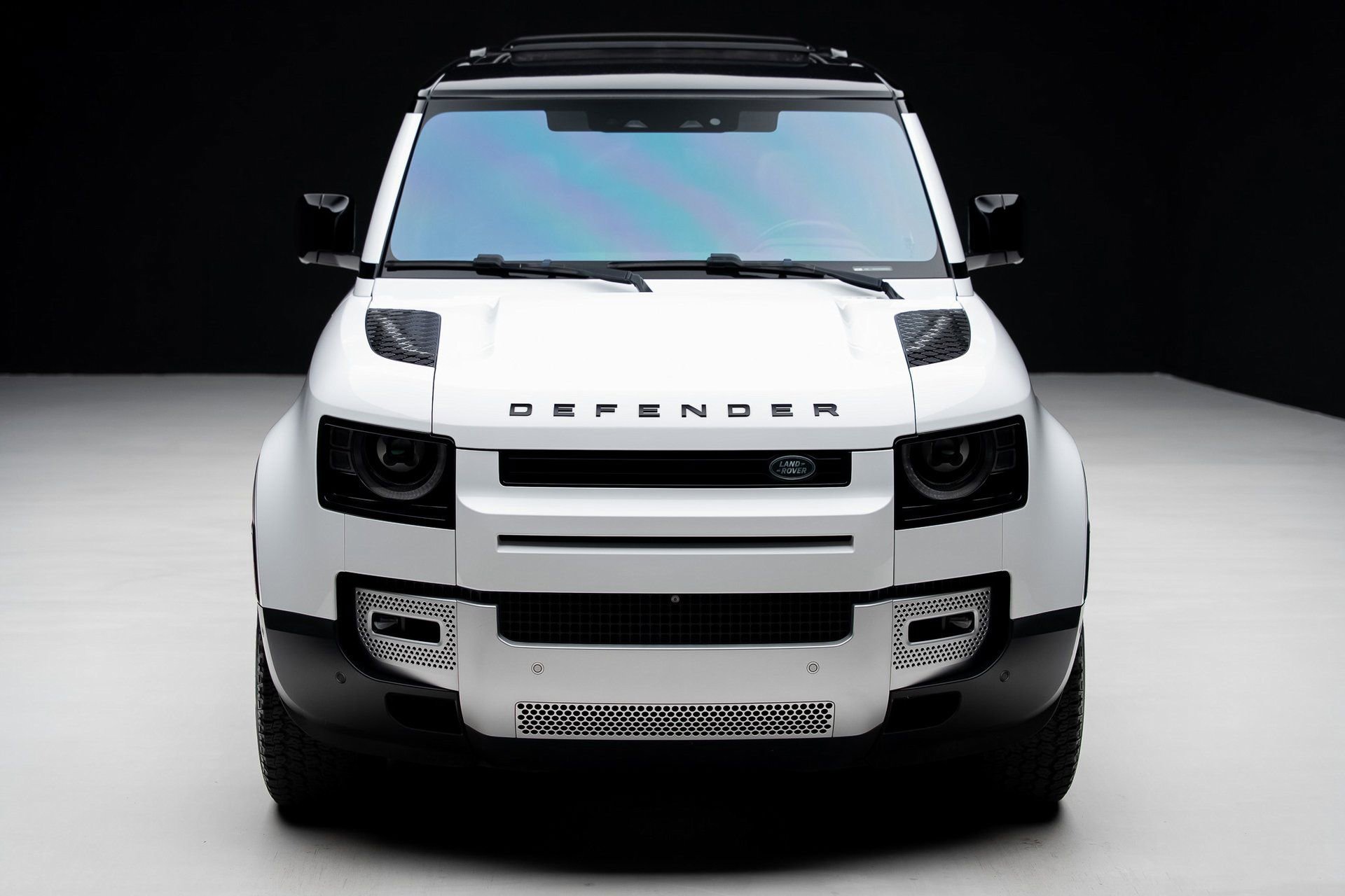 Used 2021 Land Rover Defender 110 S image 5