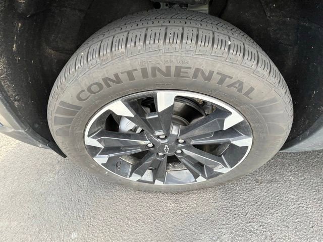 Used 2025 Chevrolet Equinox RS w/ Safety and Technology Package image 4