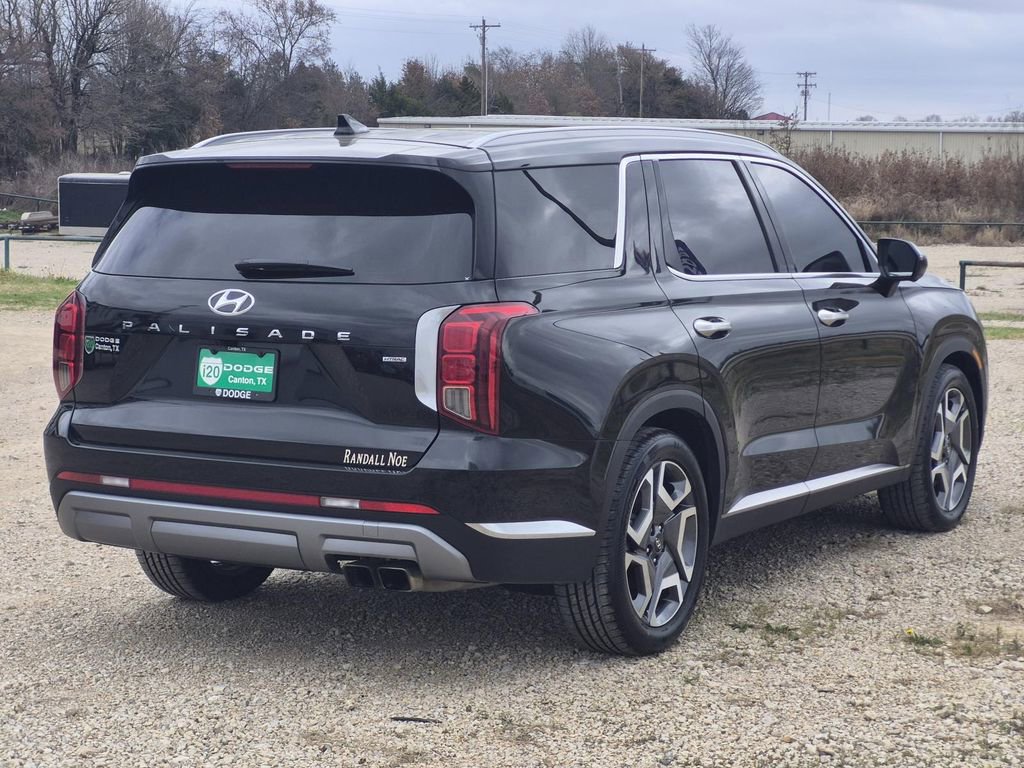 Used 2023 Hyundai Palisade Limited image 7