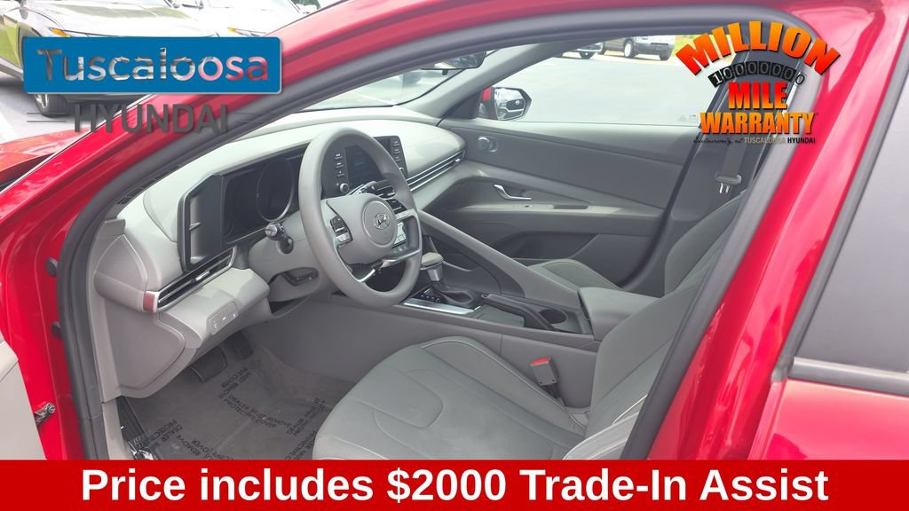 Used 2022 Hyundai Elantra SEL FWD image 23