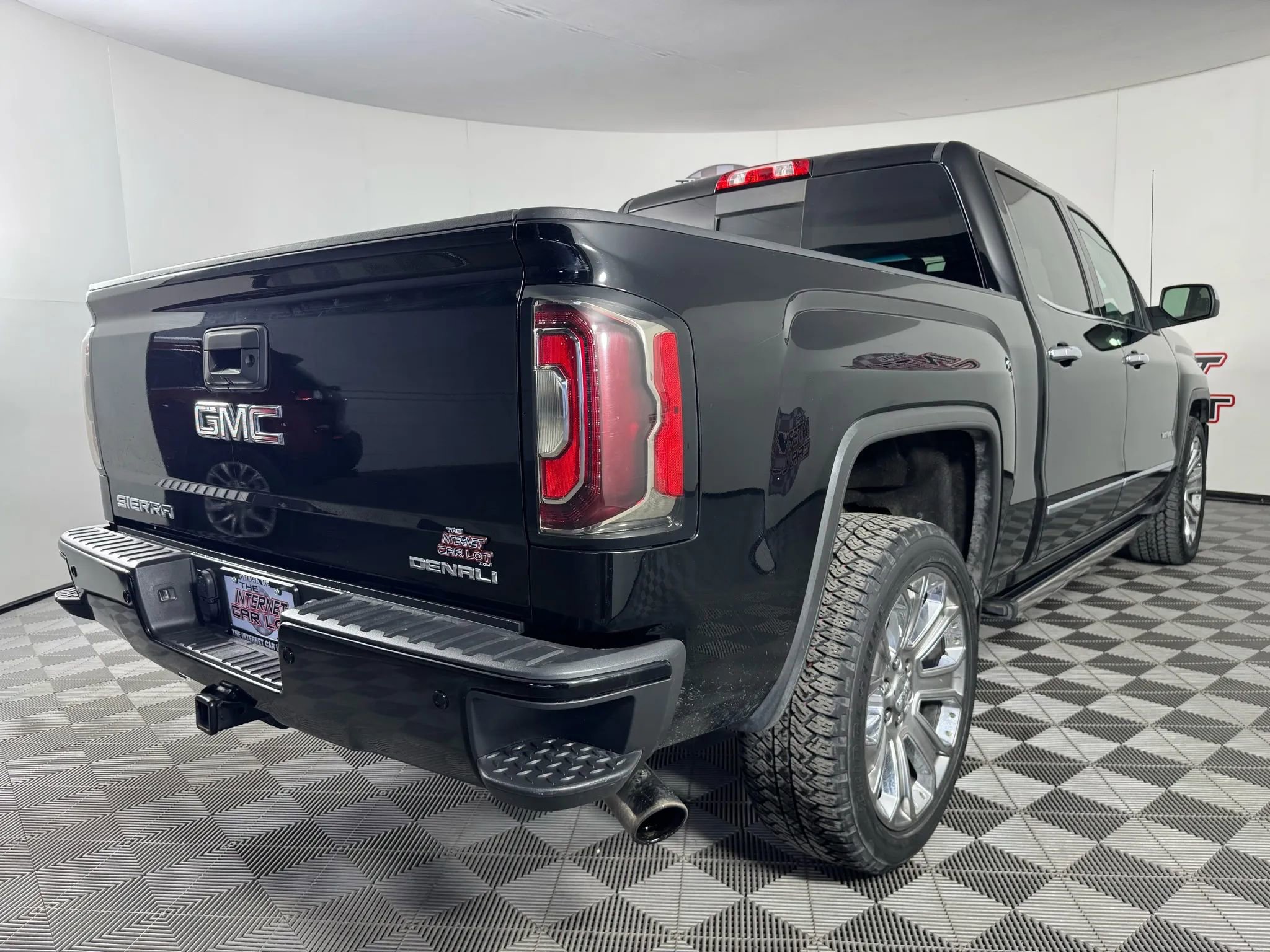 Used 2018 GMC Sierra 1500 Denali w/ Denali Ultimate Package image 29