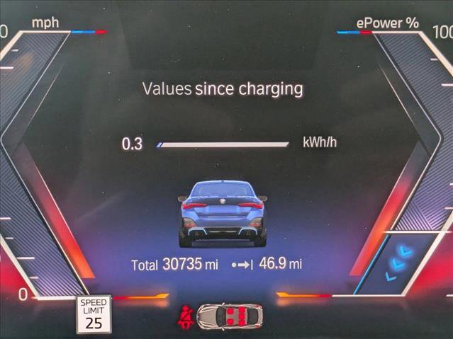 Used 2023 BMW i4 eDrive40 w/ M Sport Package image 11