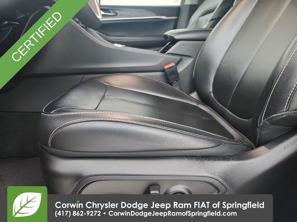 Certified 2023 Jeep Grand Cherokee Limited w/ Trailer Tow Prep Group (B) image 20