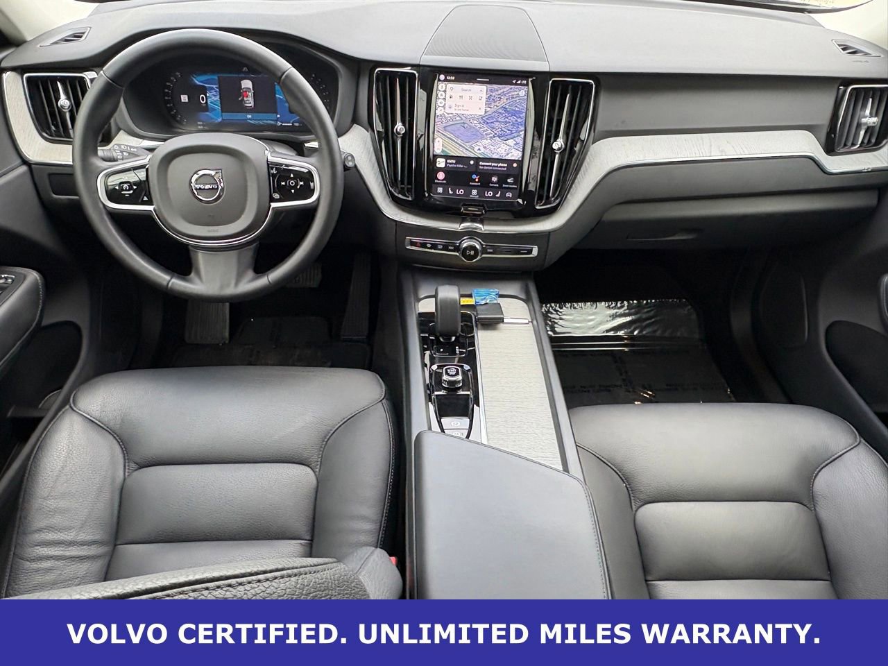 Certified 2025 Volvo XC60 B5 Plus AWD/4WD image 14